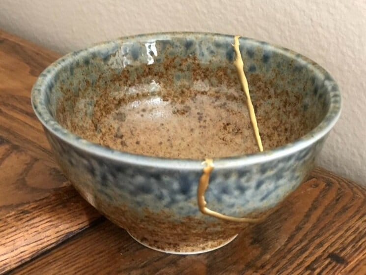 Japanese kintsugi pottery bowl